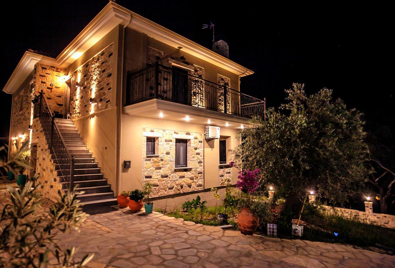 Charisma Boutique Hotel Parga Exterior photo